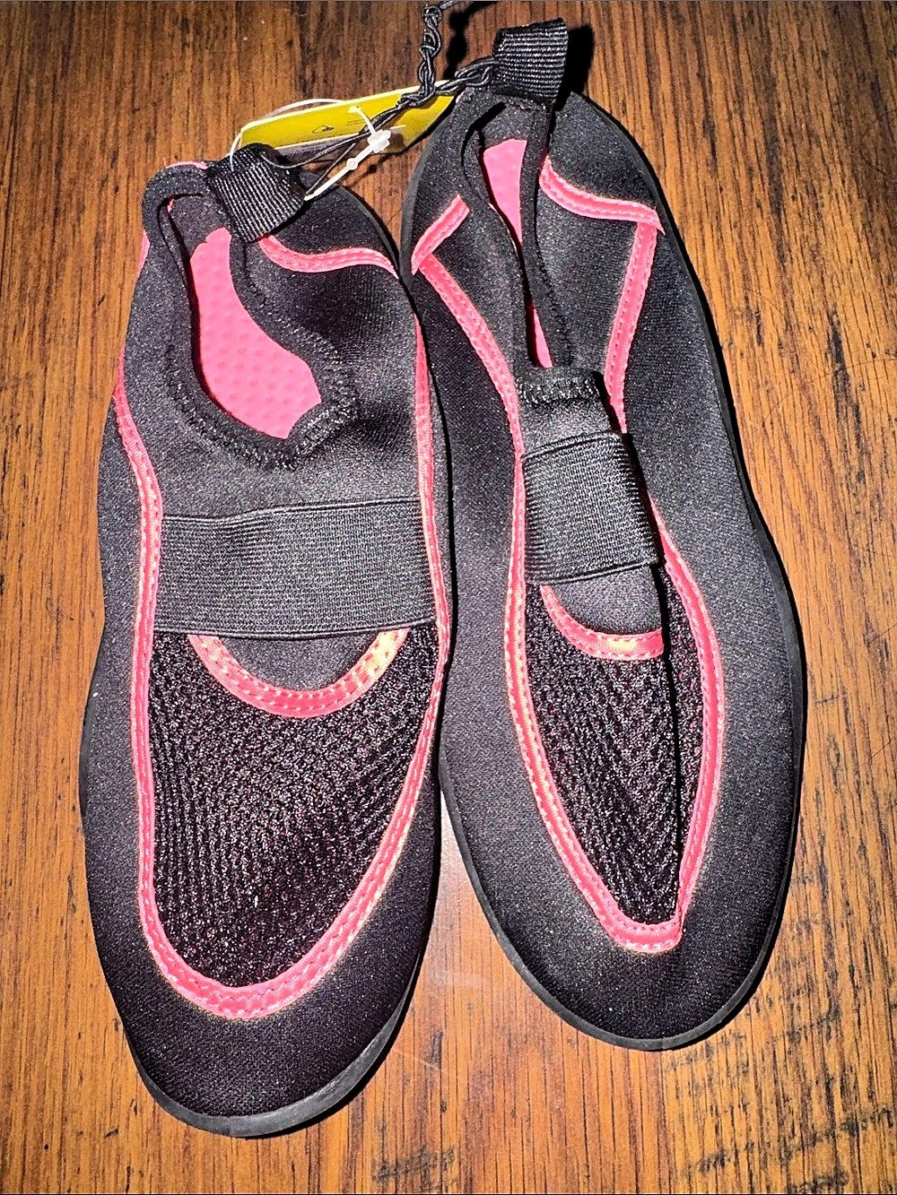 O'Rageous Girls' Aqua Sock II Water Shoes Girls Size 3 Black & Pink Water Shoes